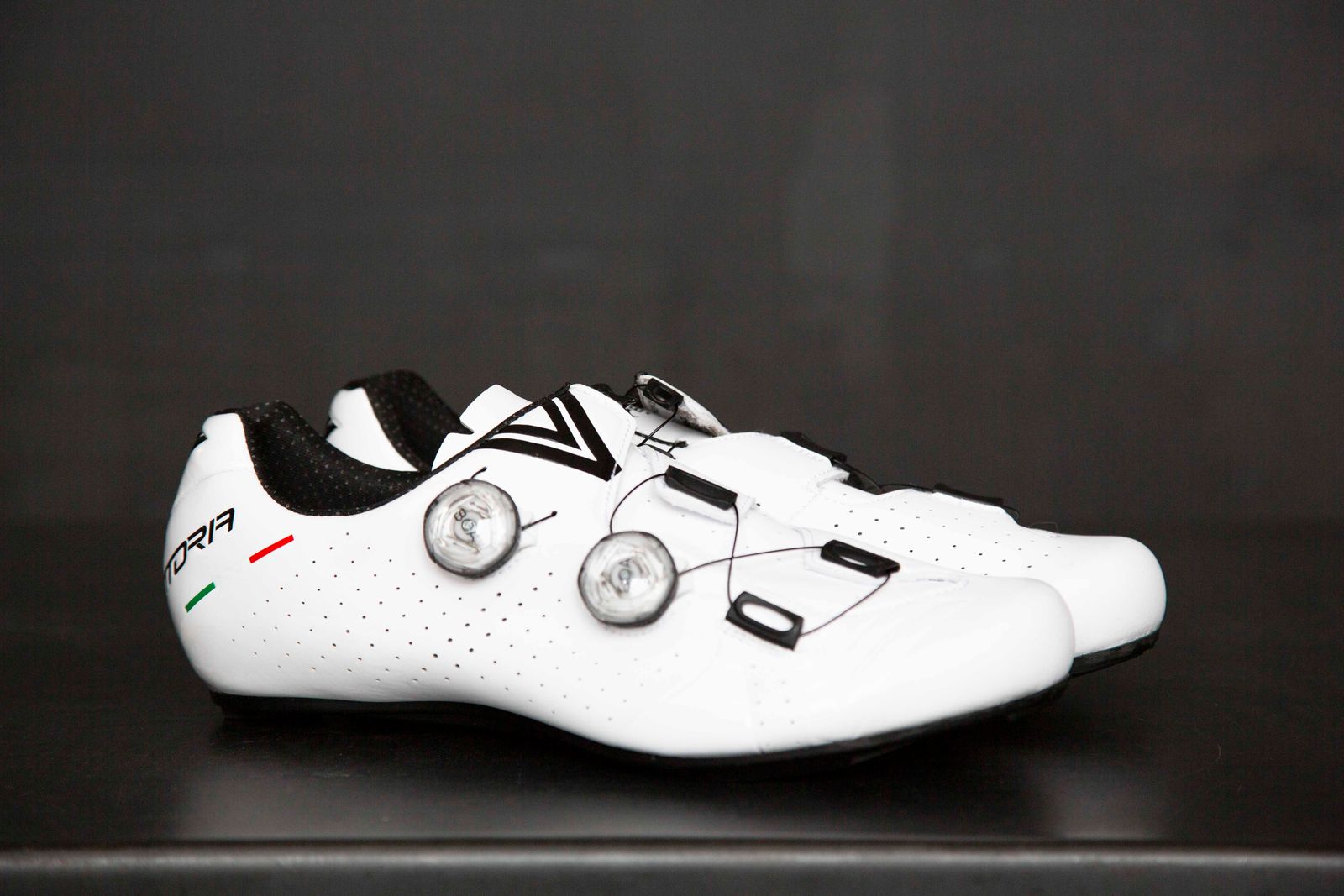 Velar 2022 | Road Cycling Shoes | White | In Stock 1 Velar 2022 | Road Cycling Shoes | White | In Stock