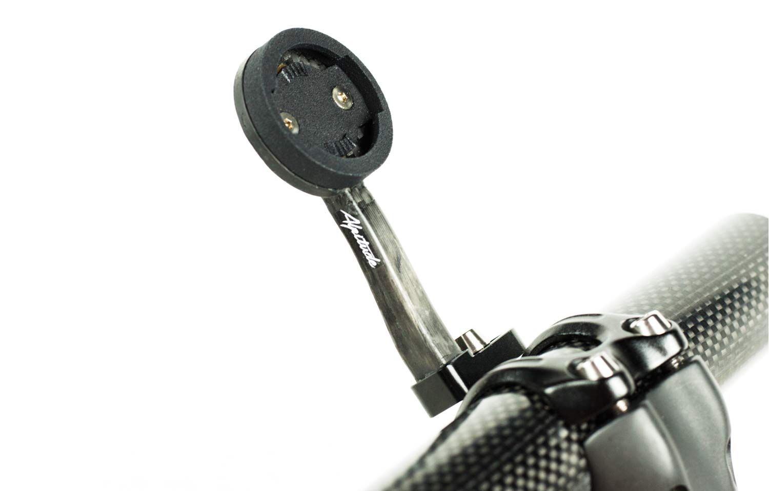 Alpitude Stelvio V2 Carbon out-front Mount 1 Alpitude Stelvio V2 Carbon out-front Mount