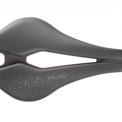 Pinarello Saddle LYNXS Ultrafast Superflow Carbon | Small 135 mm -Wheels Online store c08babf6e9ce094318f0d5fbdd100ac283e58c5f 800x533 1